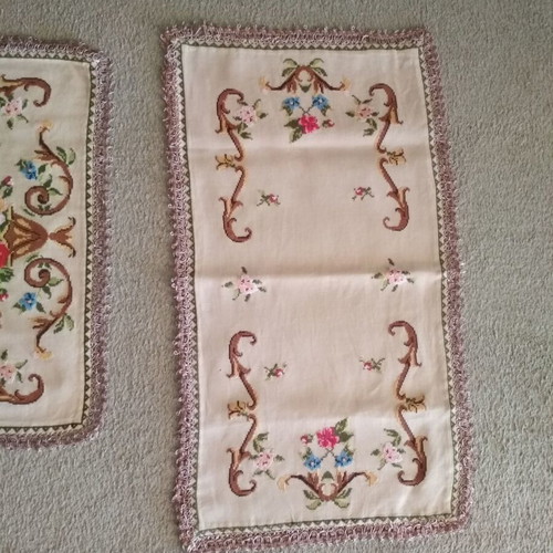 Set of 2 vintage embroidered table runners used