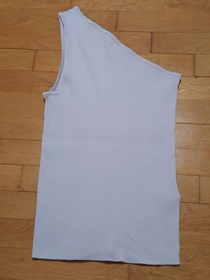 Mango asymmetrical knitted top size Medium like new, purple