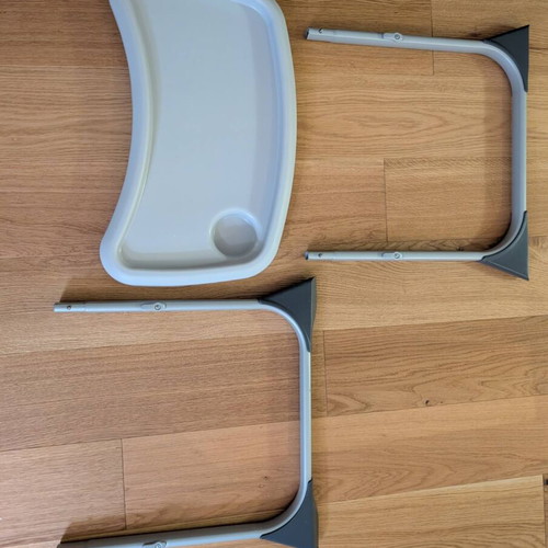 Joie Mimzy Snacker 2 in 1 high chair used