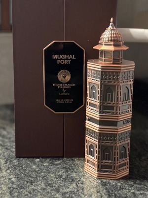 Lattafa Mughal Fort Eau de Parfum 100ml καινούριο unisex άρωμα