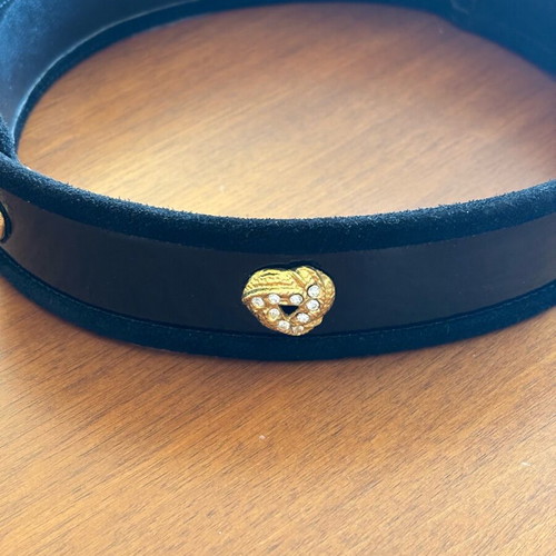 Vintage black suede leather belt 1980s like new, 95 cm