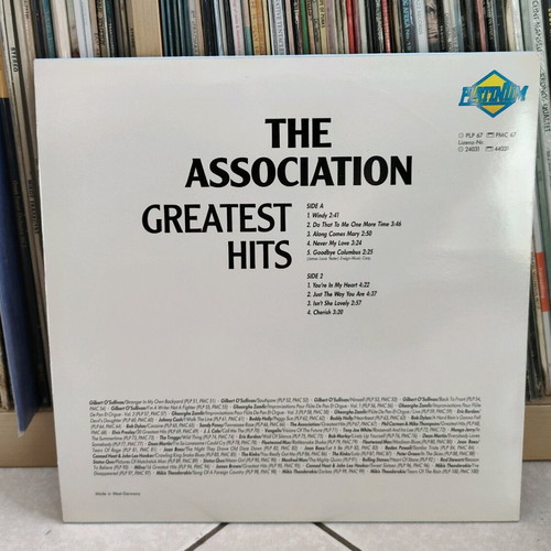The Association Greatest Hits record like new, rock