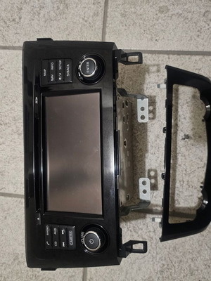 Factory screen Nissan Qashqai J1 2016 with 360 cameras like new