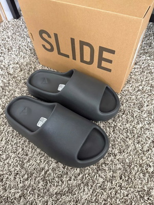 Adidas Yeezy Slides Onyx νέες, μαύρες, μεγέθη 40-45
