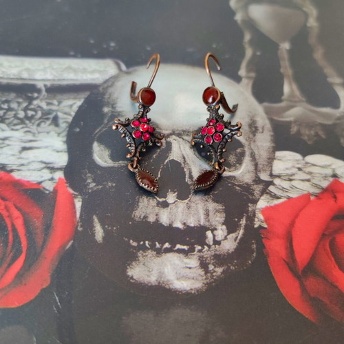 Gothic Victorian Vampire Earrings used, red shades