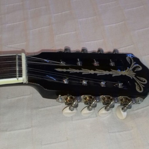 Bouzouki tetrahordo by G. Karellas like new with case and footrest