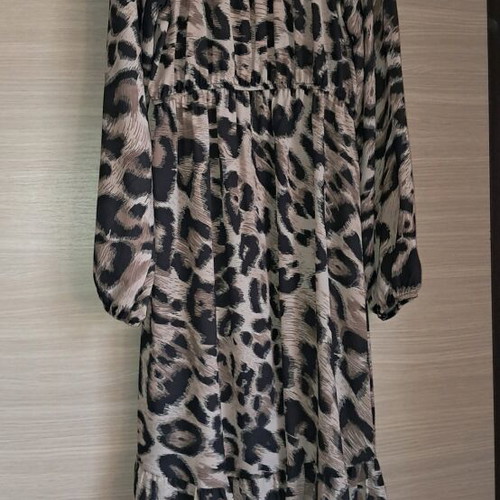 Dress one size like new