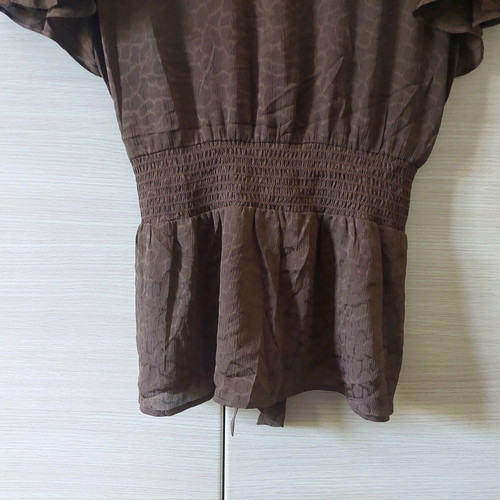 Brown Max Studio top XL like new with front tie