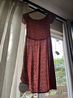Women's summer dress new, size XS
