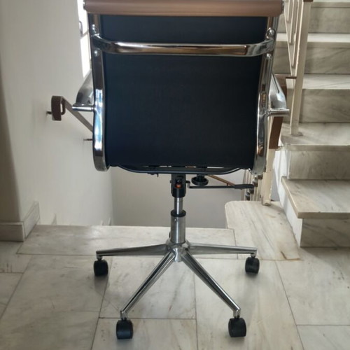 Office chair used, metal and leather