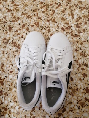 Puma Smash sneakers μέγεθος 44 σαν καινούρια, μαύρο και άσπρο