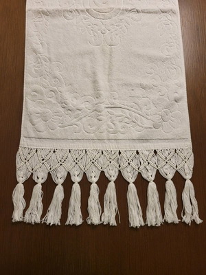 Πετσέτα βαμβακερή λευκή καινούργια με χειροποίητο δέσιμο