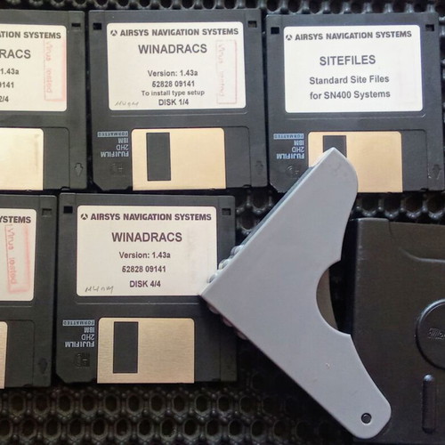 FuGIFILM & IBM 5-disc vintage floppy disks used with case