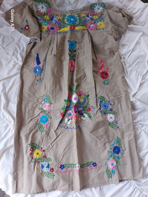 Kaftan kelebia like new, handmade from tropical travels