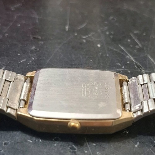 Seiko Quartz 6532-5260 vintage unisex watch black dial gold bracelet used