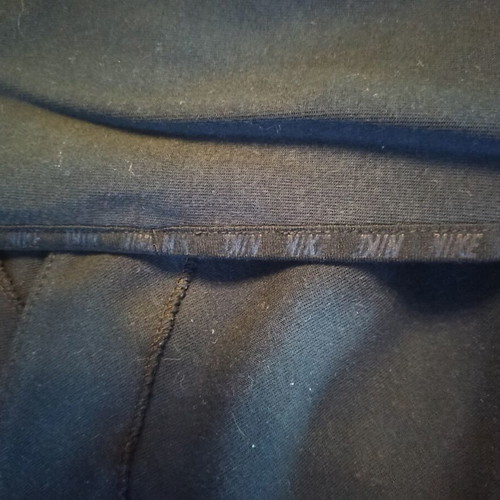 Nike Tech Fleece ζακέτα με κουκούλα μεταχειρισμένη, γυναικείο νούμερο L, μαύρο