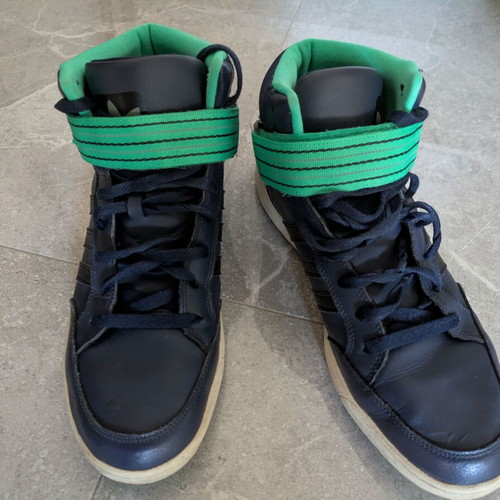 Adidas Hard Court Hi like new, casual shoes blue and green size 47 1/3