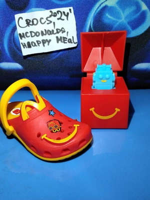 Happy Meal McDonald's Crocs and Lil McDonald's keychains like new