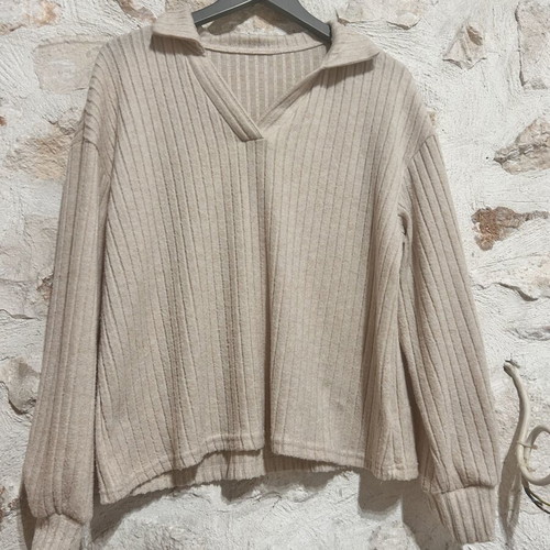 Shein Beige Ribbed V-Neck Jumper Size M like new