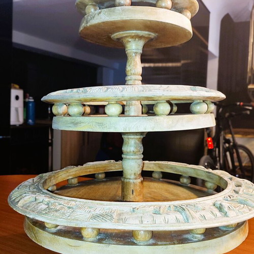 Wooden carved 3-tier ordeviera vintage used