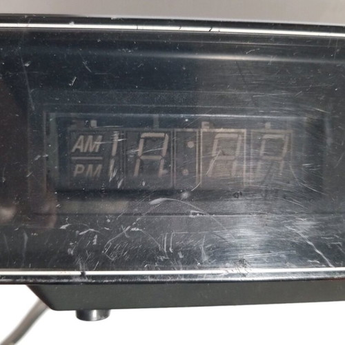 National Panasonic RC 100B clock radio used, vintage 70s