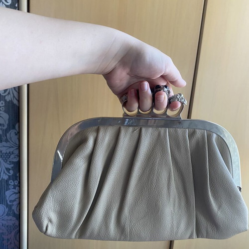 Skull Ring Clutch Bag like new, nude beige with metal frame