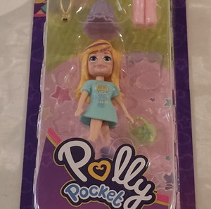 polly pocket micro doll