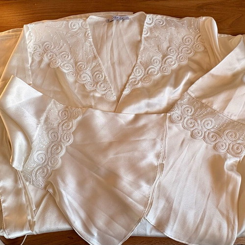 White robe with lace, new, size L