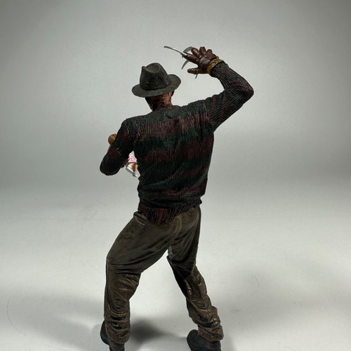 Fredy Croucker collectible figure used, dimensions 20x10x20 cm