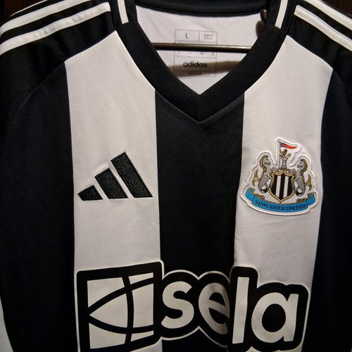 Newcastle Home Jersey like new, authentic