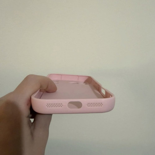 iPhone 17 Pro Max case from SHEIN