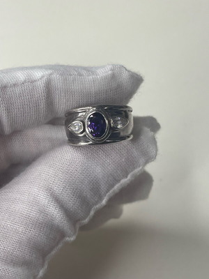 925 Silver Ring with Purple Stone and Crystal Accents like new