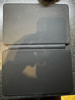Tablet case 7-10 inches with Bluetooth keyboard like new