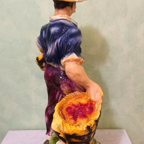 Porcelain vintage decorative figurines used, set of 3 pieces