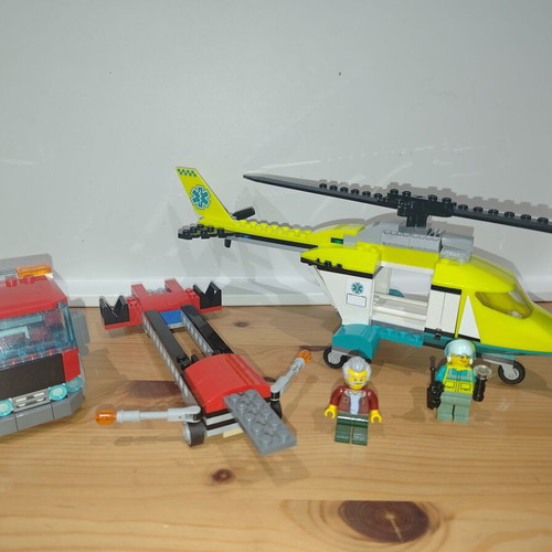 Lego Rescue Helicopter Transport Town City 60343 like new