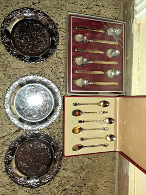 Set of 6 silver plates and 12 spoons new