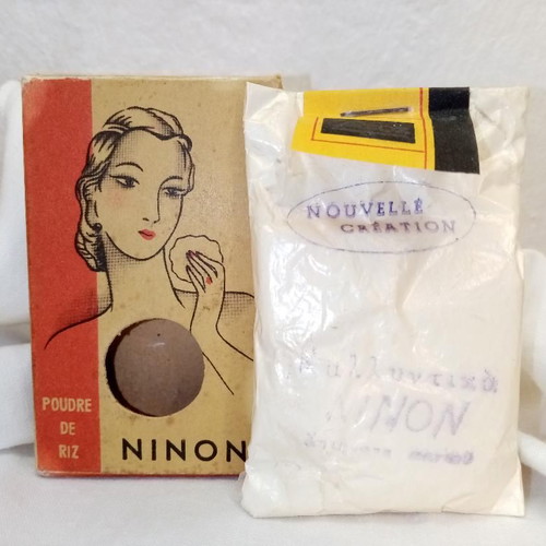 Vintage Ninon face powder by Georgiadis like new