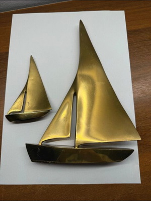 Brass sailboats like new