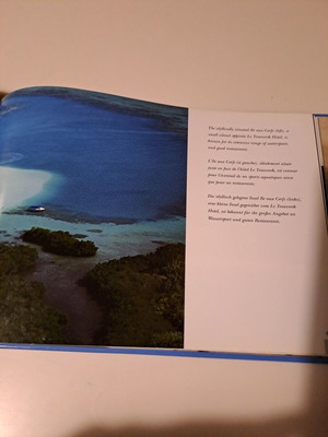 Mauritius book like new