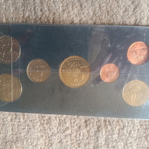 Collectible drachma coin set new, commemorative
