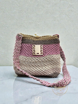Handmade knitted shoulder bag in beige and pink tones, new