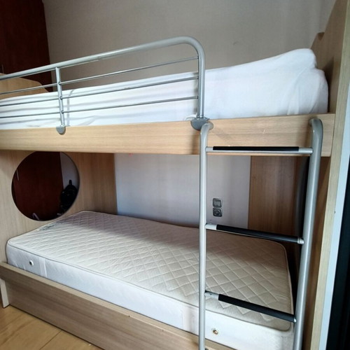 Neoset triple bunk bed with 2 mattresses