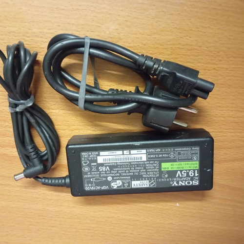 Sony laptop charger original used, good working condition
