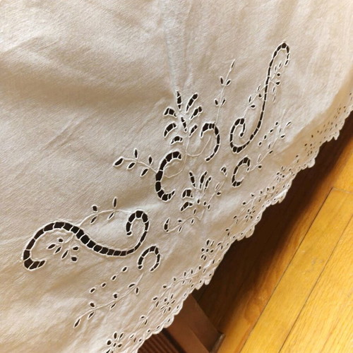 Handmade cutwork curtain like new 165x225