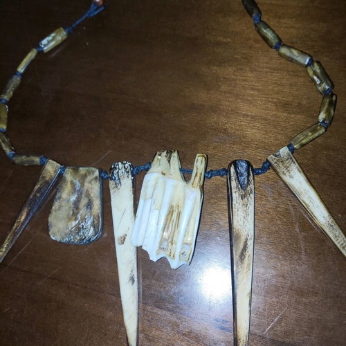 Collectible Argentine necklace like new made of bull bones