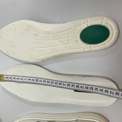 Dolce & Gabbana men leather sneakers like new, white, size 42.5