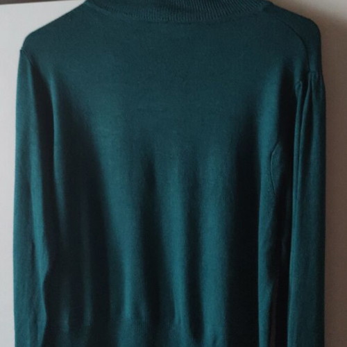 Two sweaters like new, one gray and one petrol, chest 86cm