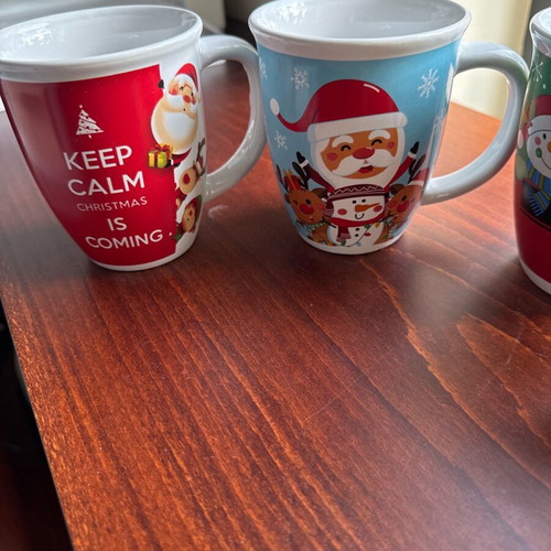 Christmas mugs like new, set of 4 pieces