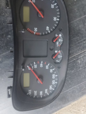Golf 4 Kilometer Counter used, VDO brand, 97-98 diesel