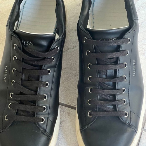 Guess casual shoes used, size 44, black and white